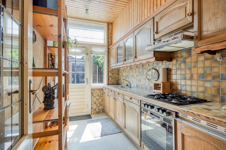 Foto 3 van Burgemeester Wentholtstraat 3