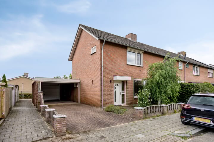 Foto 31 van Vincent van Goghstraat 16