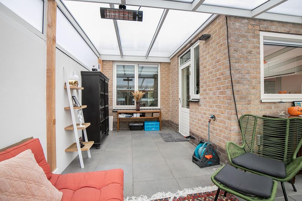 Foto 16 van Leeuwerikenstraat 18