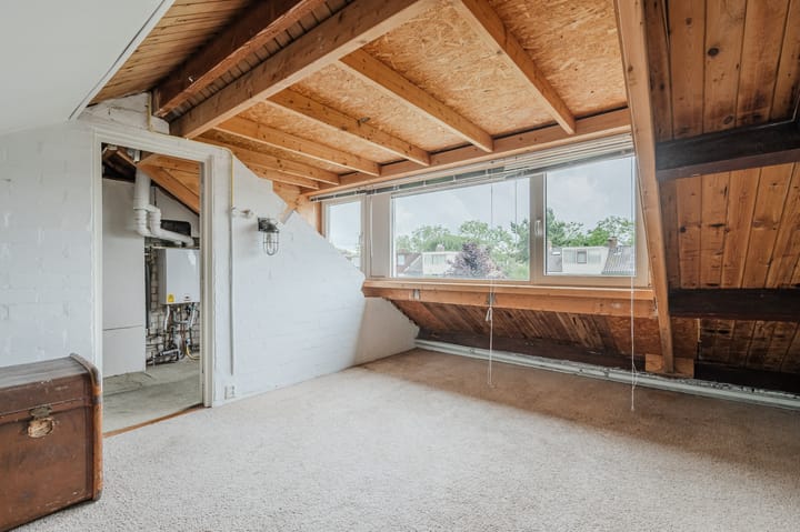 Photo 24 of Professor Van der Waalslaan 12