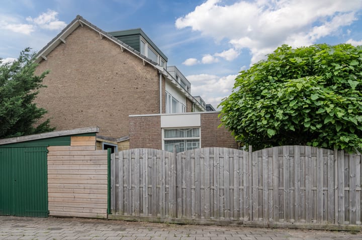 Photo 31 of Professor Van der Waalslaan 12