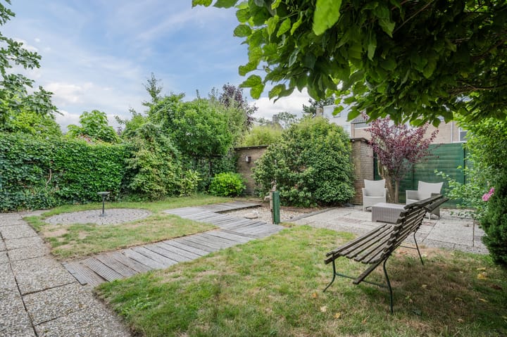 Photo 27 of Professor Van der Waalslaan 12