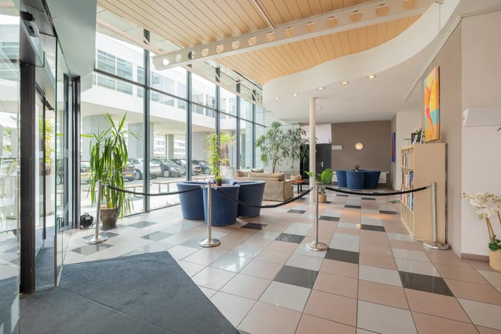 Photo 6 of Burgemeester van Fenemaplein 2-A0703