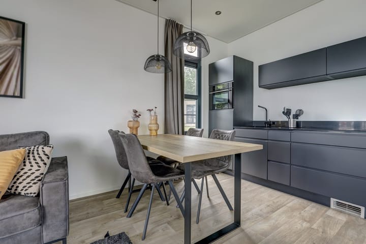 Photo 10 of Rijnbandijk 36-62