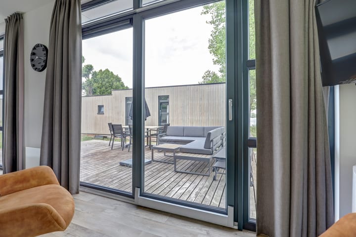 Photo 12 of Rijnbandijk 36-62