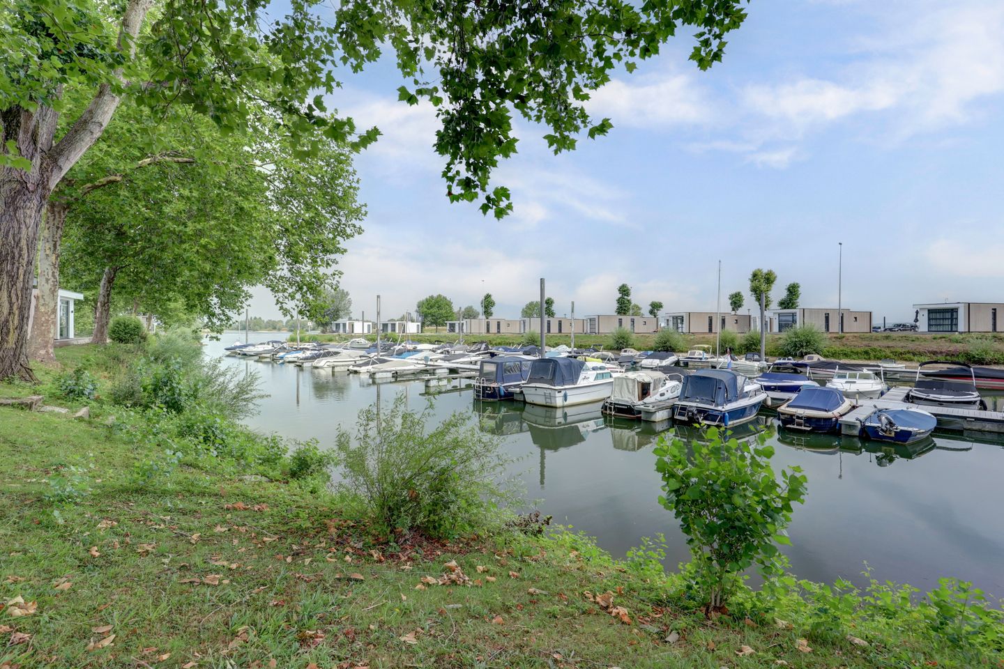 Photo 49 of Rijnbandijk 36-62