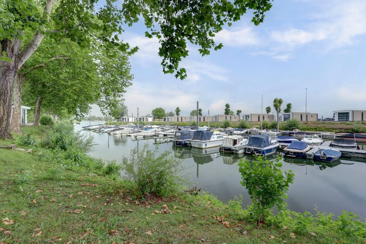 Photo 49 of Rijnbandijk 36-62