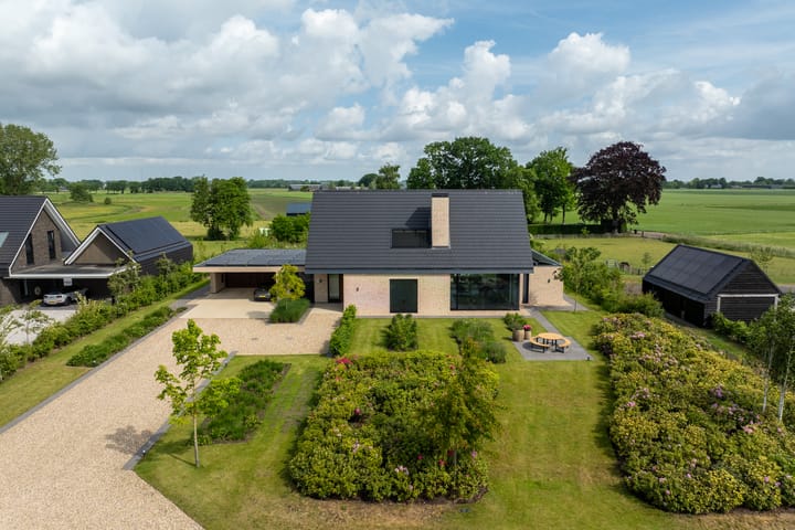 Photo 4 of Veelhorsterweg 6