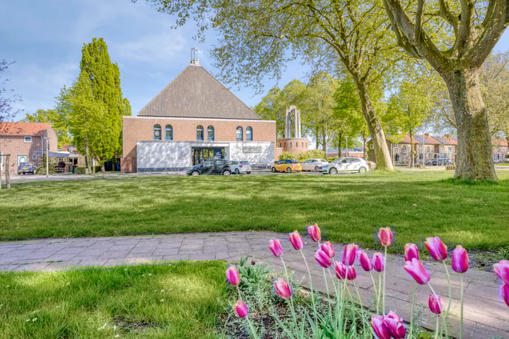 Foto 37 van Graaf Florislaan 49