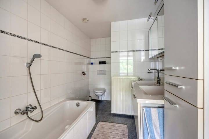 Foto 28 van Kerkplein 14