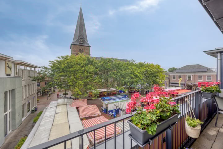 Foto 34 van Kerkplein 14