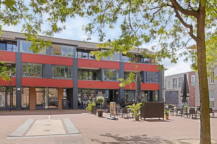 Foto 38 van Kerkplein 14