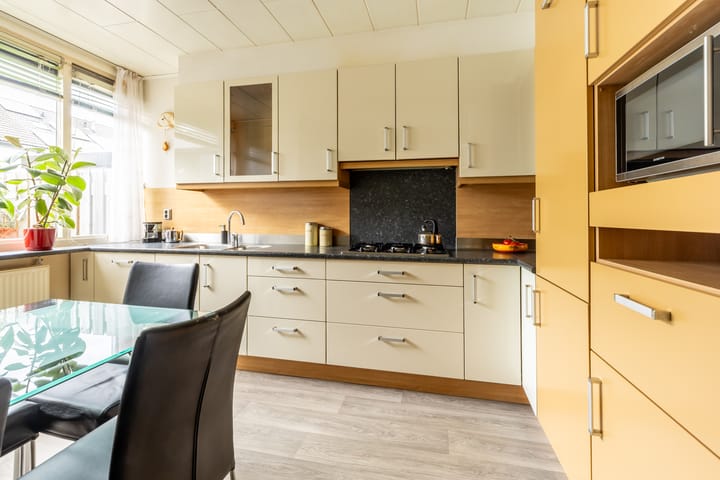 Foto 10 van Damaststraat 16