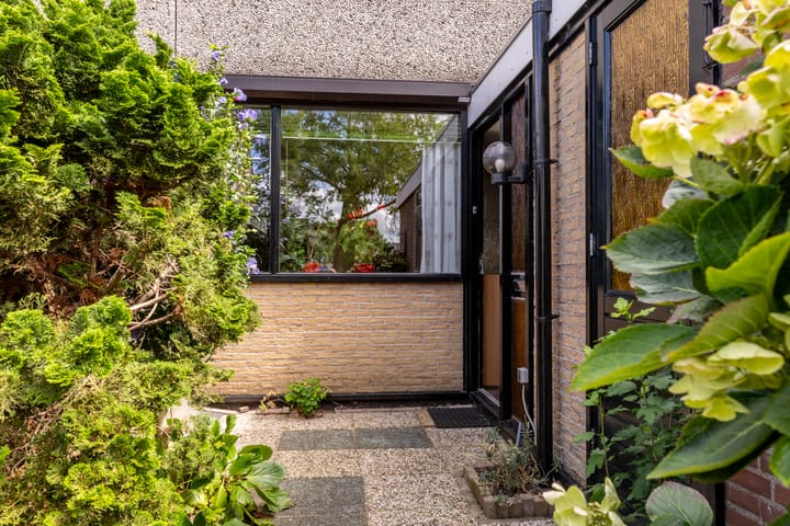 Foto 35 van Damaststraat 16