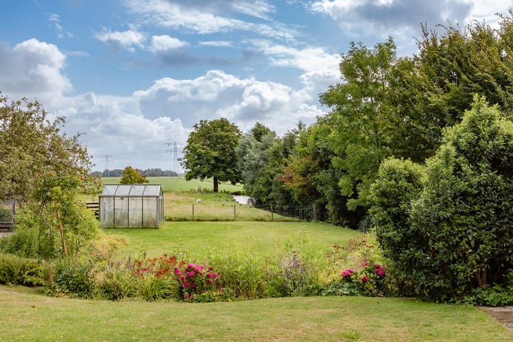 Photo 4 of Dorpsstraat 47