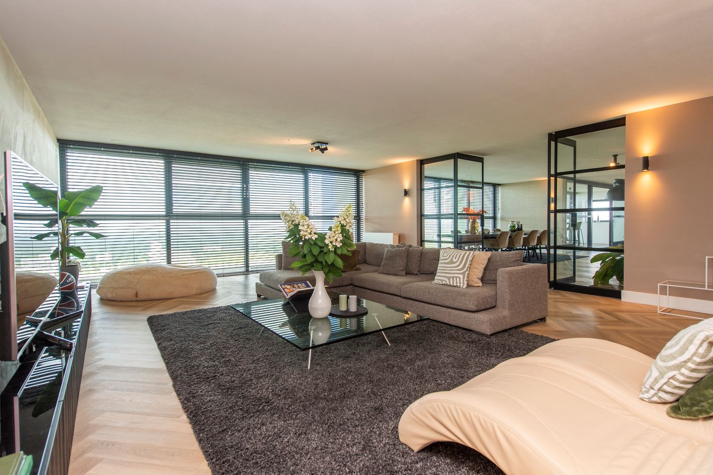 Foto 19 van Westpoint 149