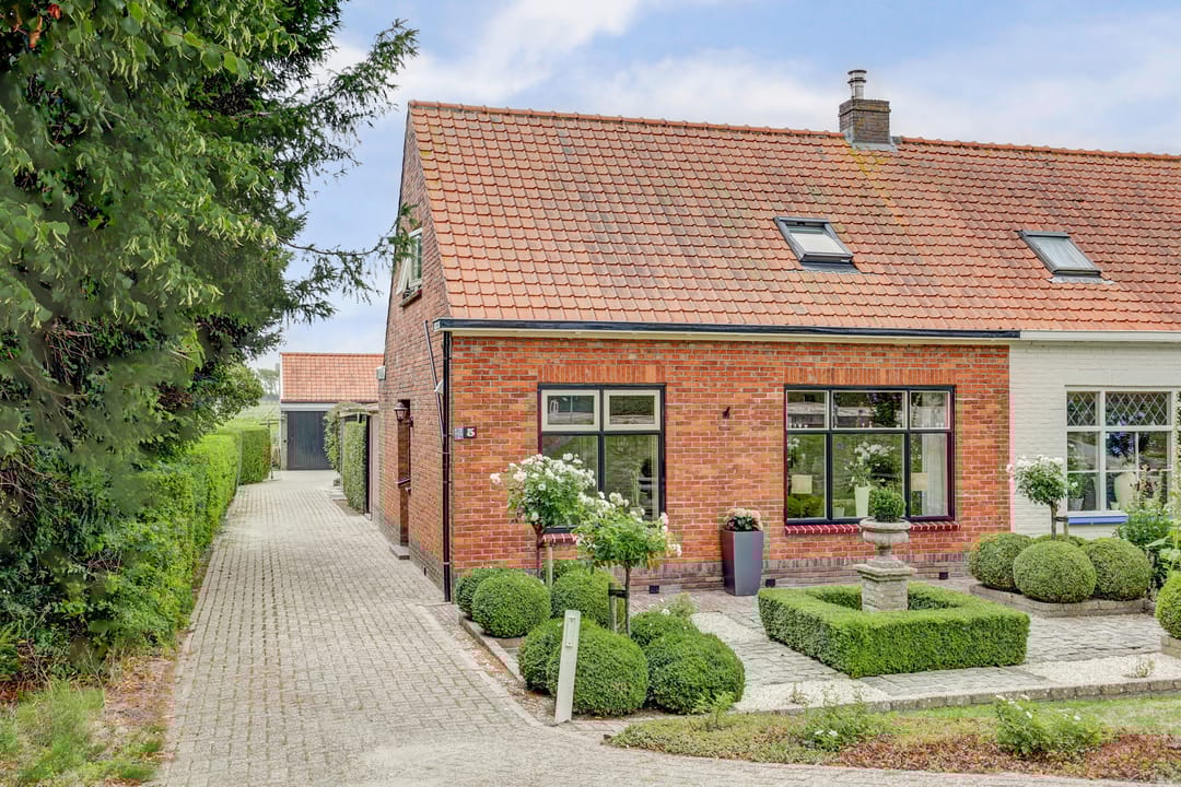 Photo 1 of Provincialeweg 5