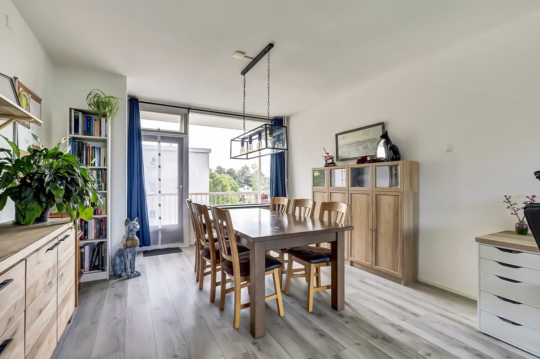 Photo 11 of Domela Nieuwenhuisweg 172