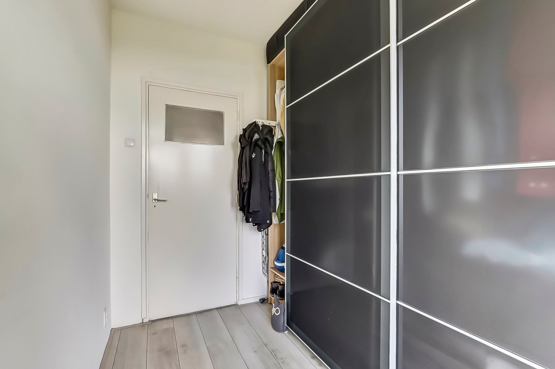 Photo 24 of Domela Nieuwenhuisweg 172