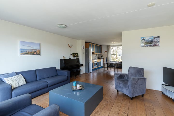 Foto 8 van Parallelweg 10