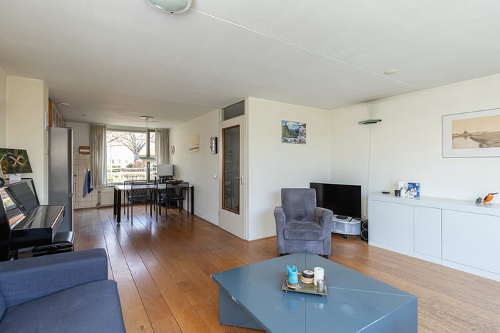 Foto 9 van Parallelweg 10