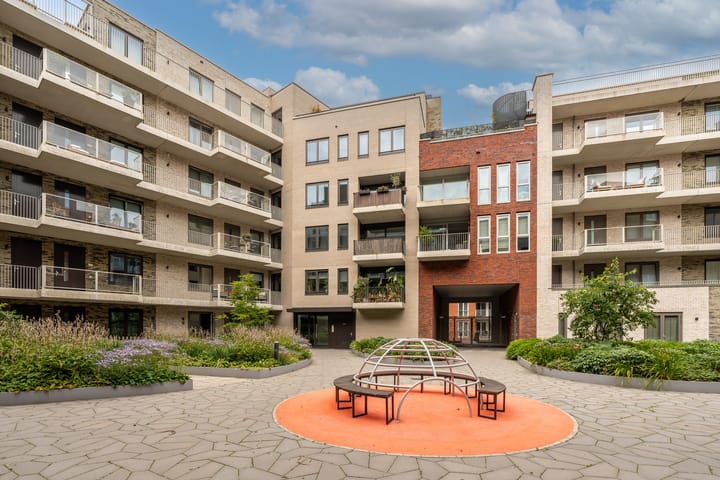 Foto 1 van Charley Tooropgracht 143