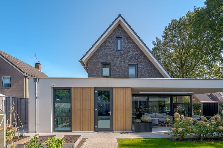 Foto 50 van De Steeg 1