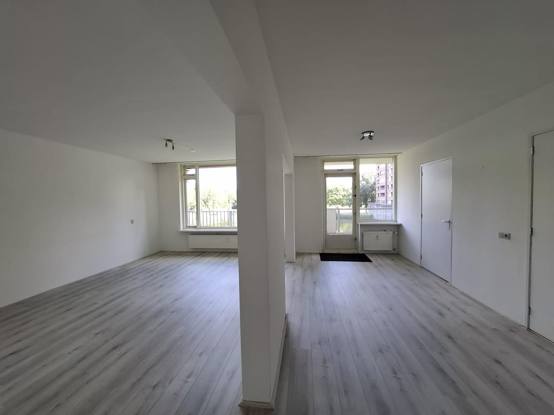 Photo 7 of Veenoord 332