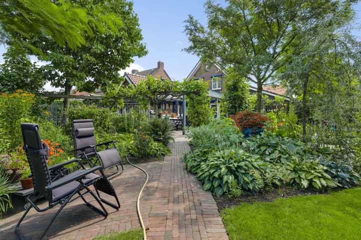 Photo 29 of Burgemeester Mertensstraat 10