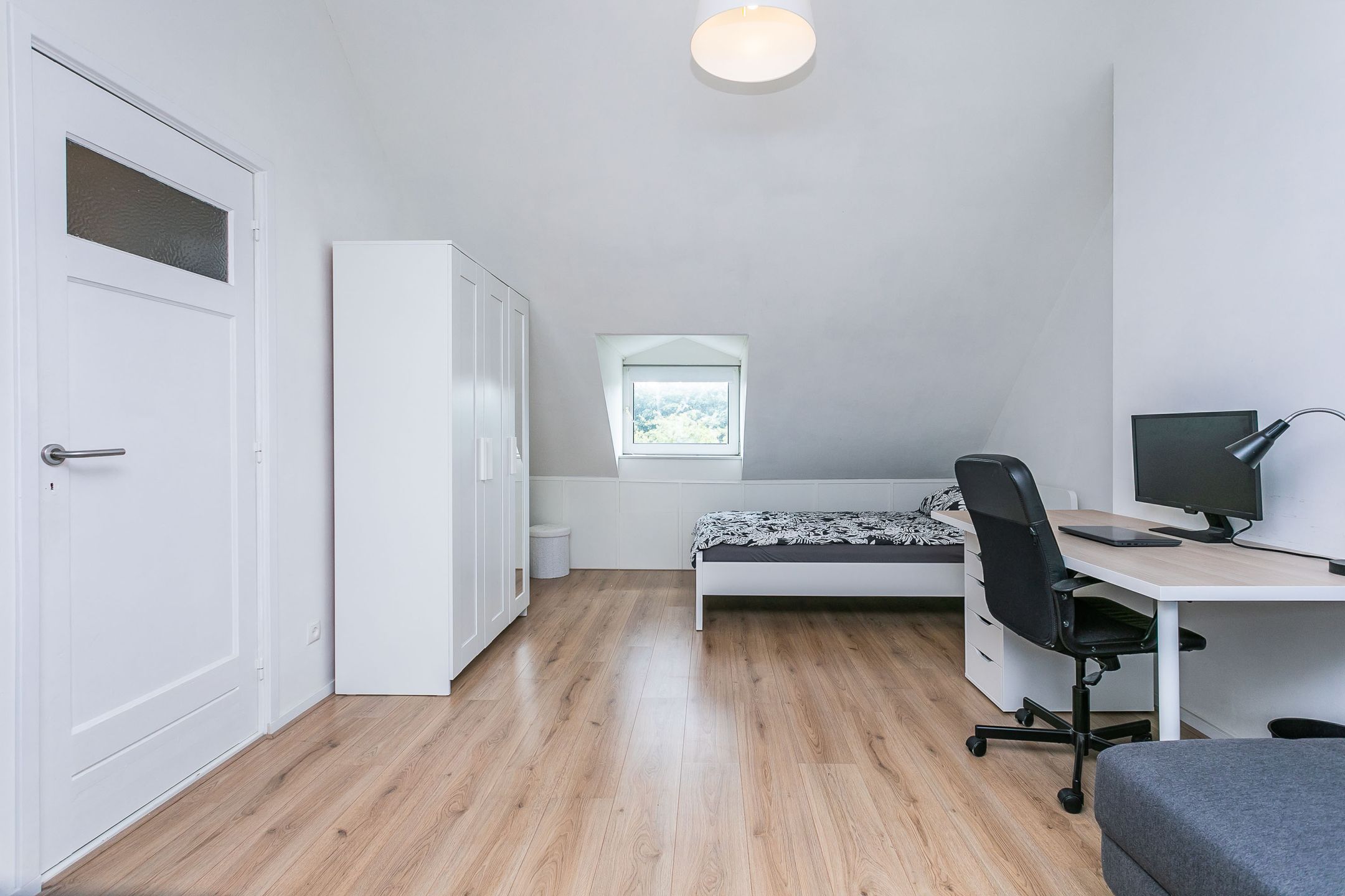 Foto 33 van Cicerostraat 32