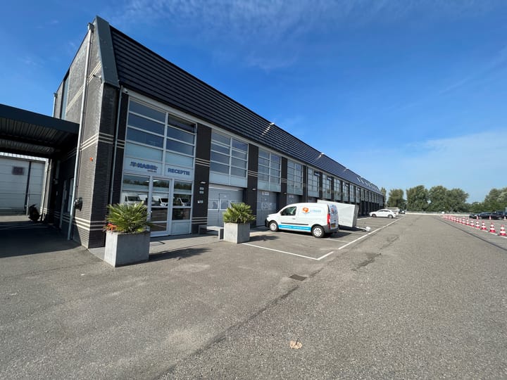 Rijnlanderweg 1421, Nieuw-Vennep
