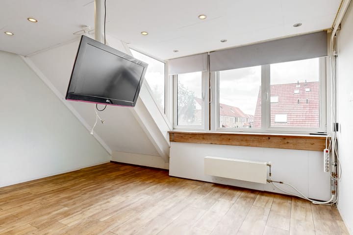 Foto 16 van Borstelgras 58