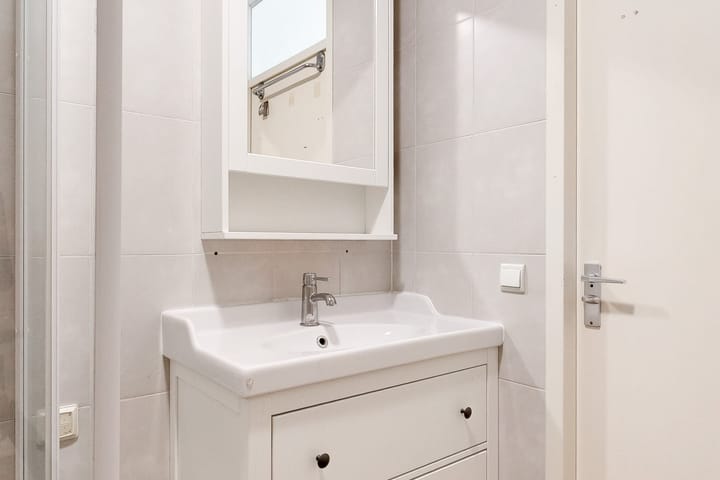 Foto 23 van Borstelgras 58