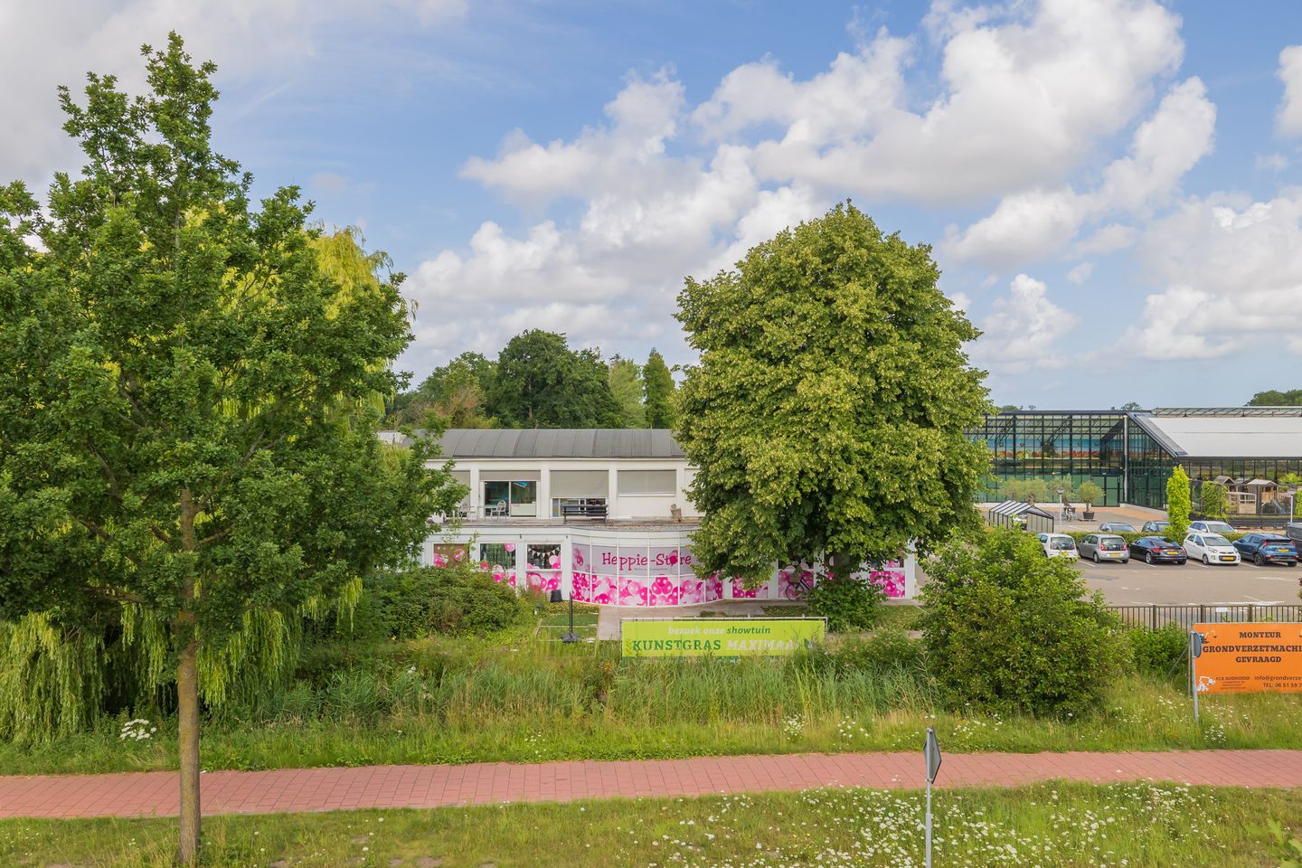 View photo 3 of Heereweg 348