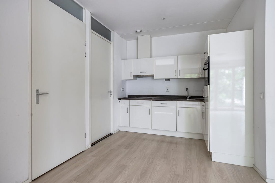 Photo 13 of Kamperfoeliestraat 12-B