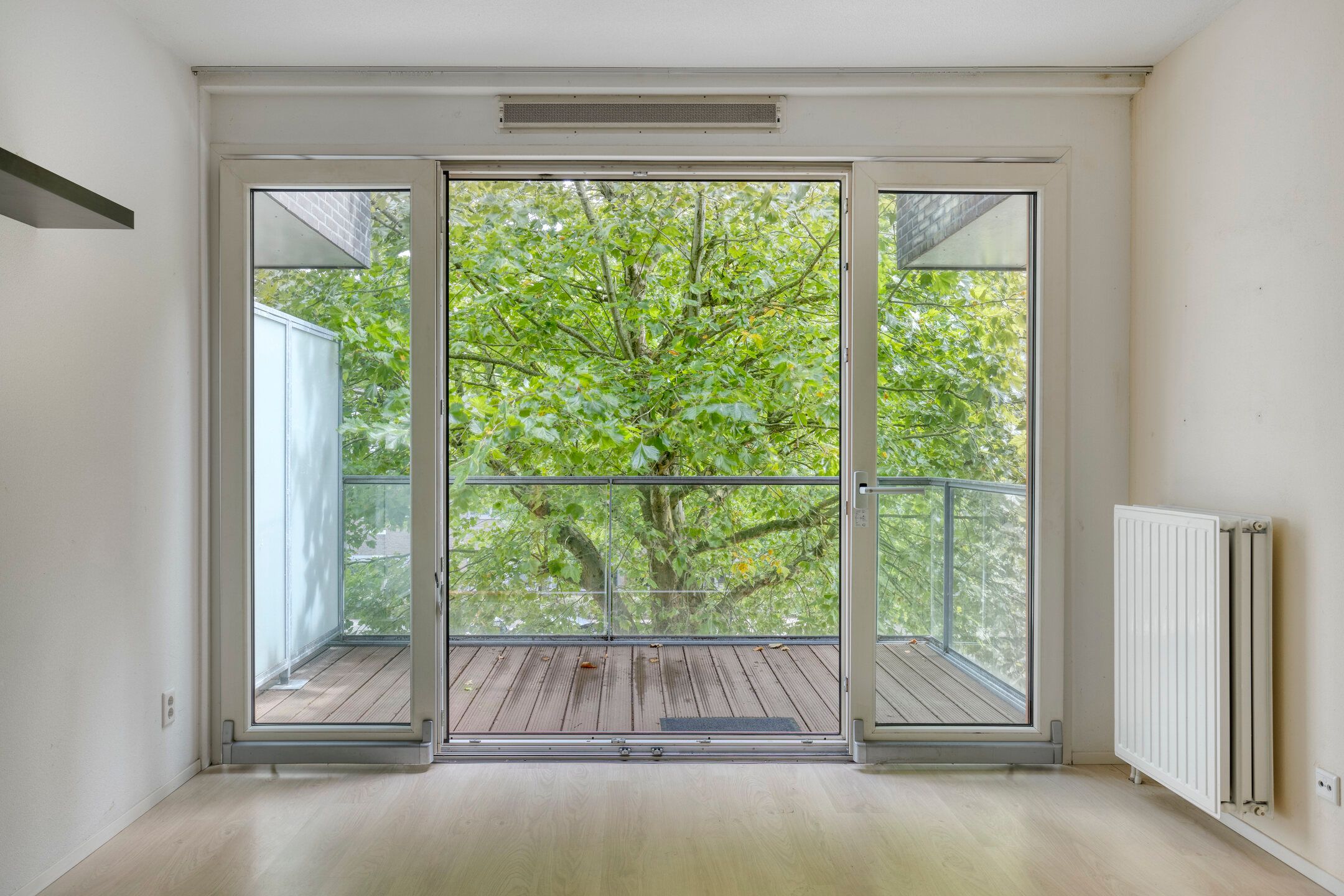 Photo 15 of Kamperfoeliestraat 12-B