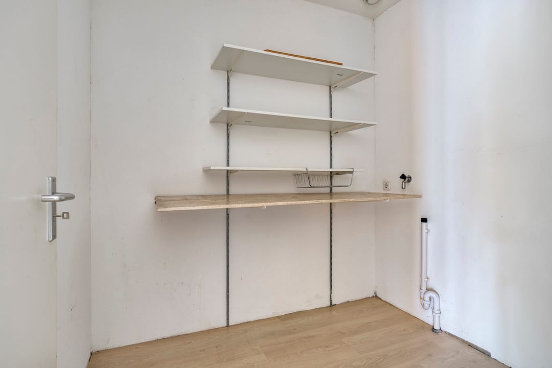 Photo 17 of Kamperfoeliestraat 12-B