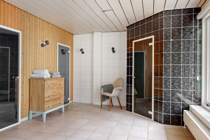 Photo 65 of Mesdaglaan 10-A