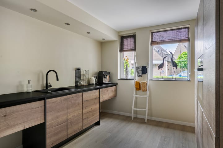 Foto 9 van den Brier 305