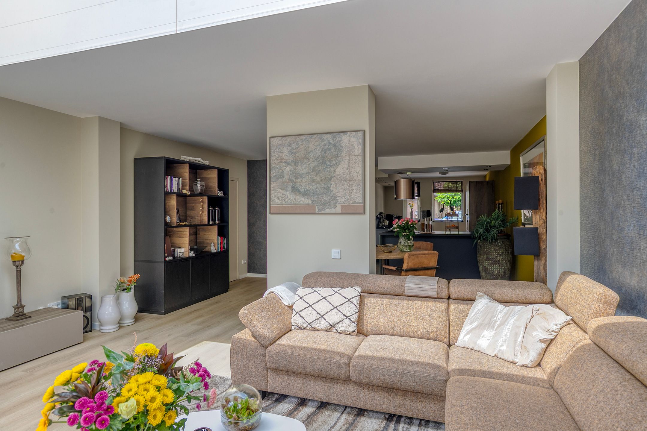 Foto 12 van den Brier 305