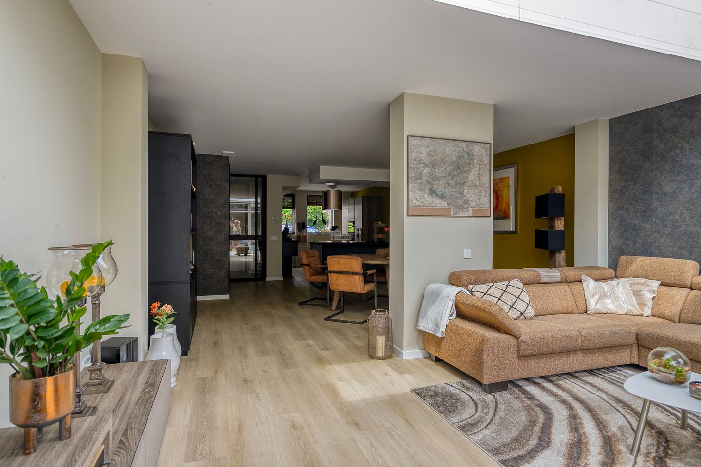 Foto 14 van den Brier 305