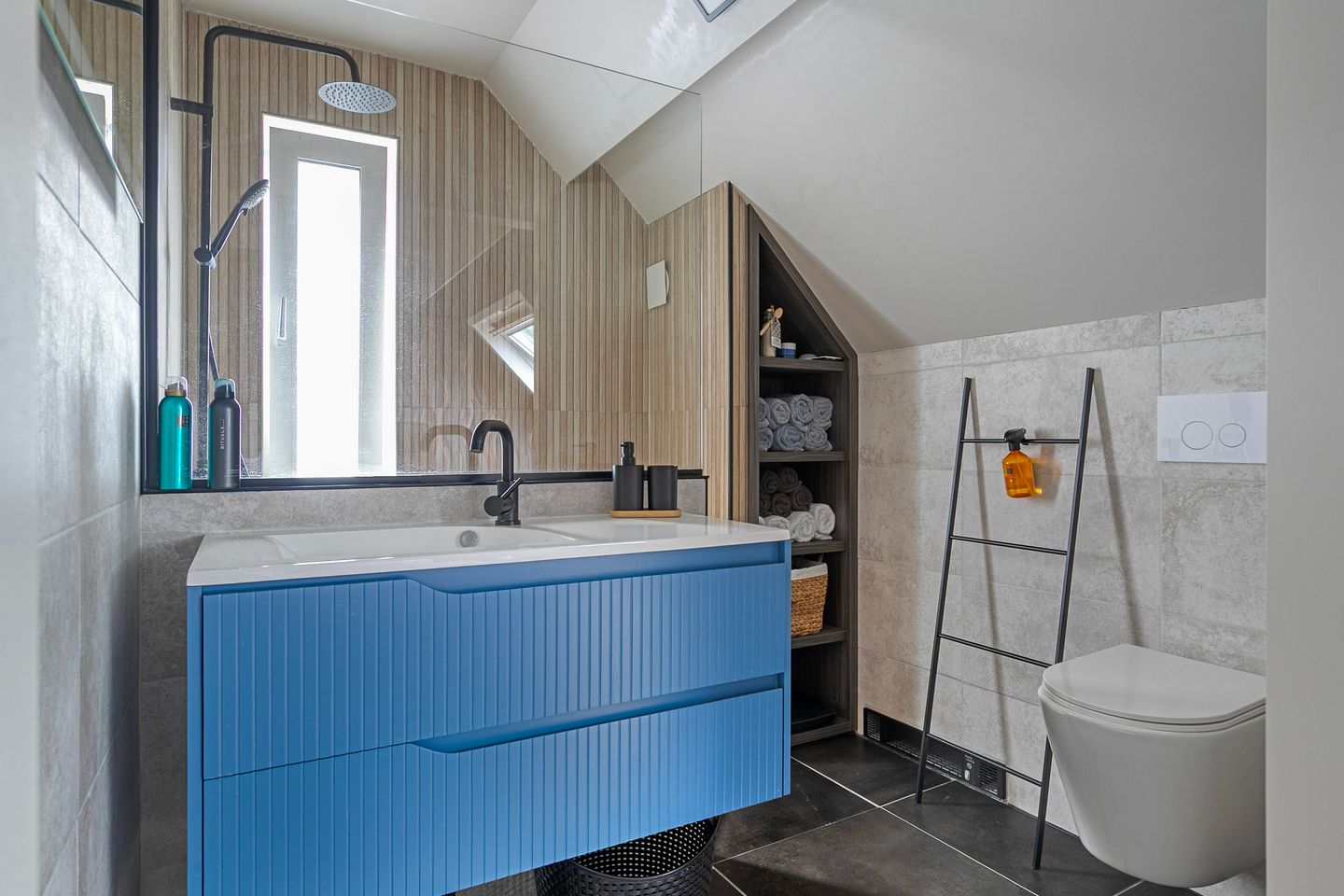 Foto 20 van den Brier 305