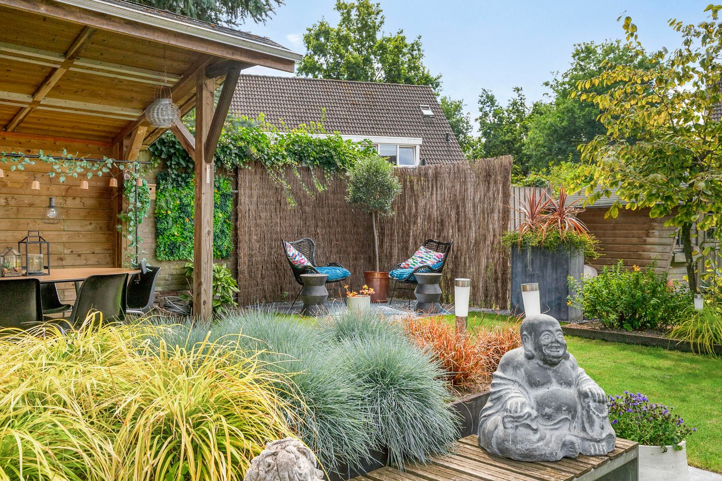 Foto 40 van den Brier 305