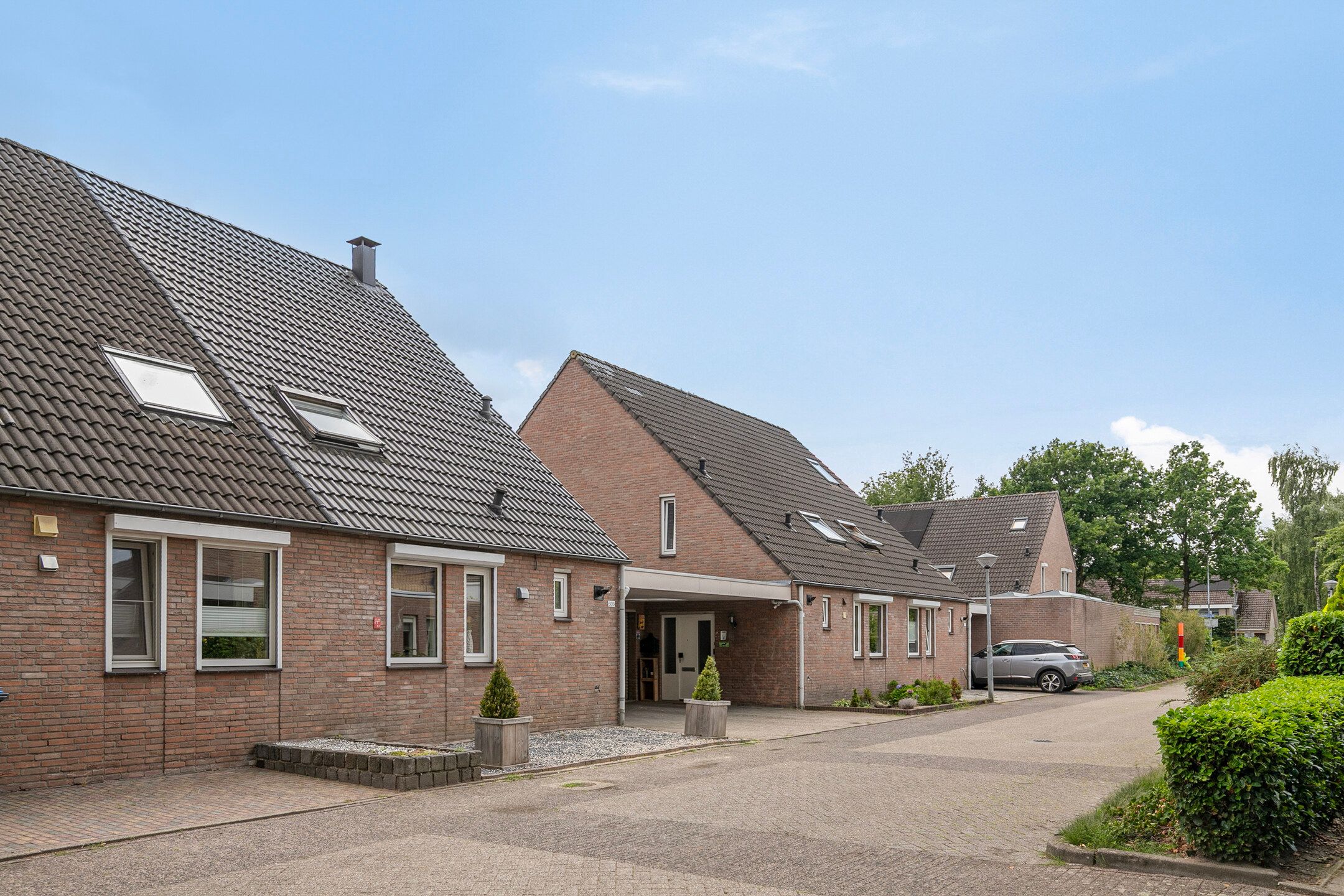 Foto 48 van den Brier 305