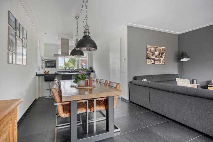 Foto 16 van Valkappel 11