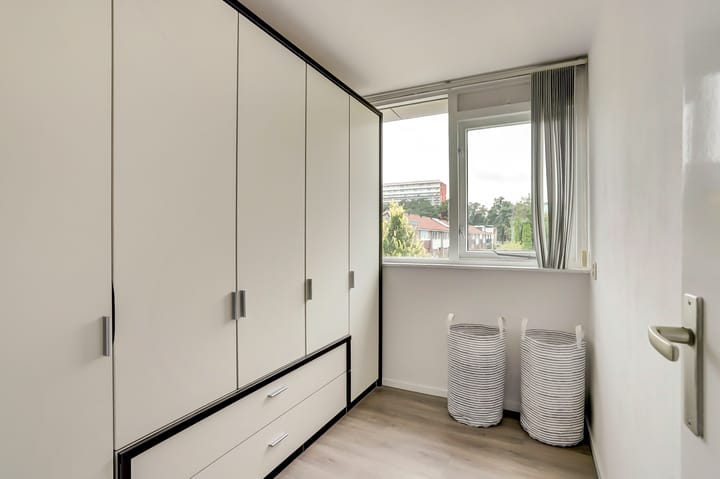 Photo 15 of Berliozstraat 17