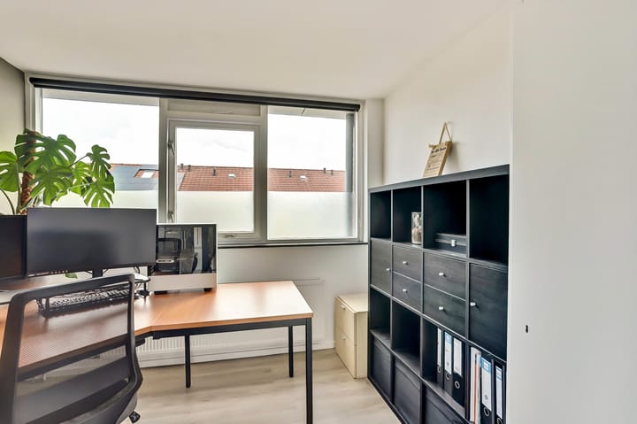 Photo 17 of Berliozstraat 17