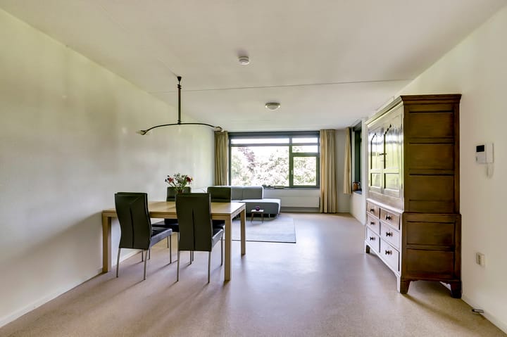 Photo 3 of Hendrika van Tussenbroeklaan 100