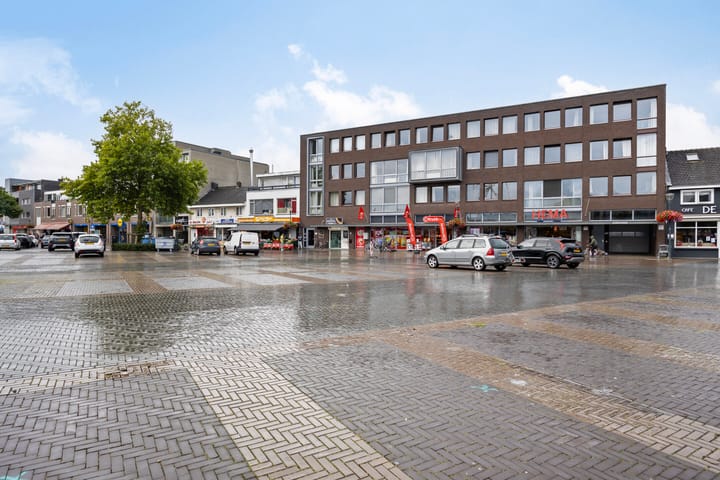 Photo 37 of Woenselse Markt 43