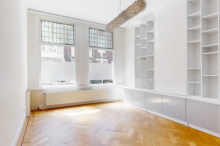 Photo 5 of Van Slingelandtstraat 124